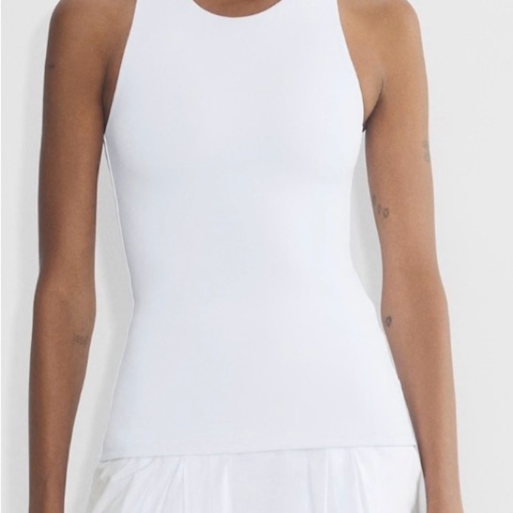 Women's Aritzia 90s Contour White Sleeveless Tank Top
